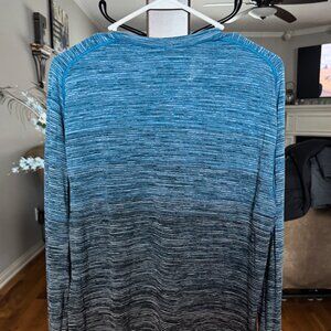 Men's Lululemon Large Athletic Shirt